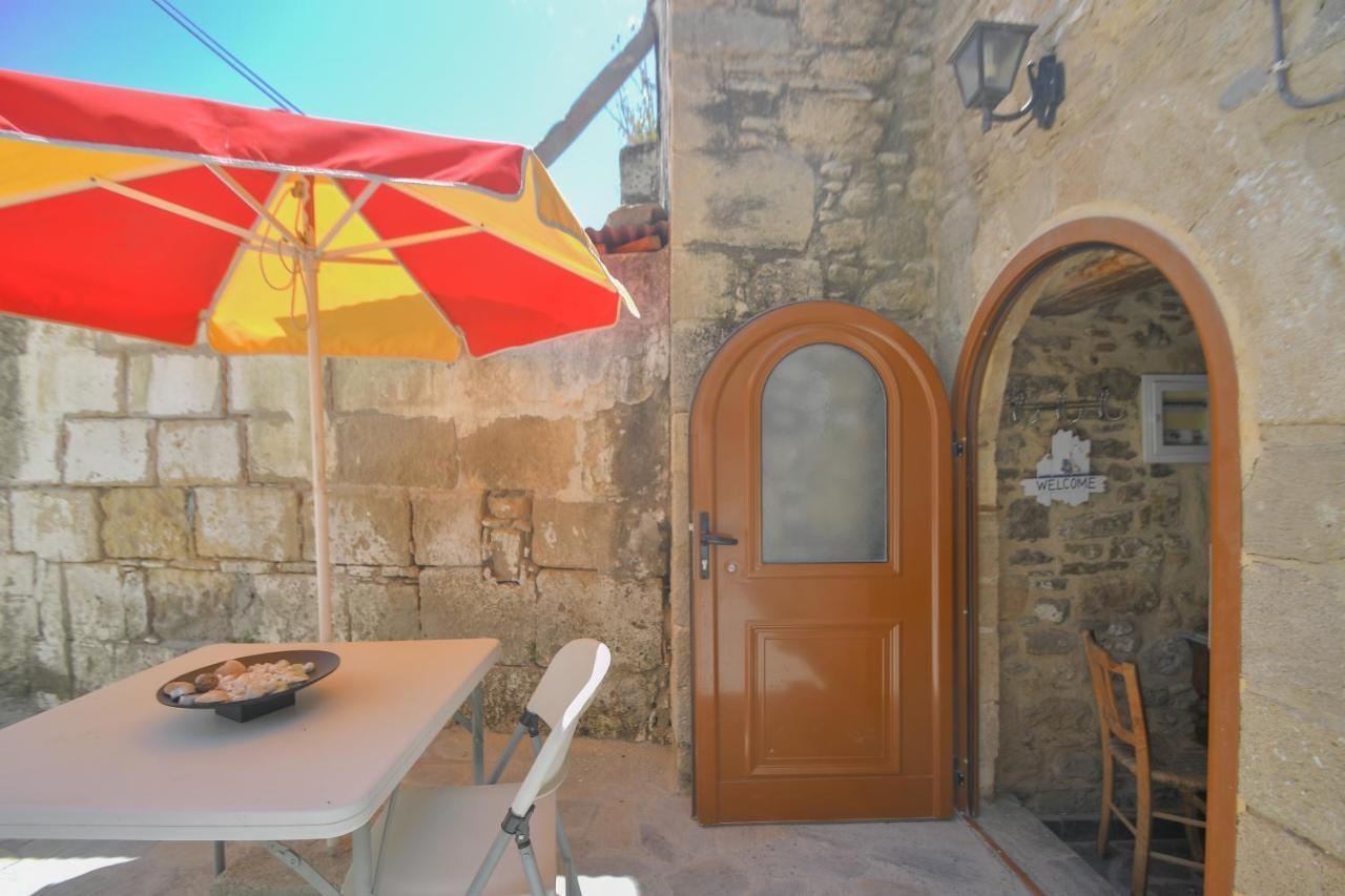 Appartamento Stone House Malona Village Esterno foto